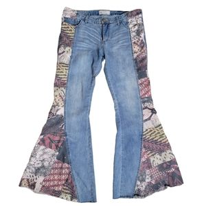Free People Wide Flare Jeans Women's Size 31 Bohemian Boho Hippie Bell Bottoms